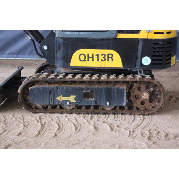 2024 إيه جي تي إندستريال QH13R-44792013