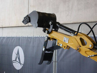 2024-agt-industrial-qh13r-1402249-44792025