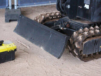 2024-agt-industrial-qh13r-1402249-44792026