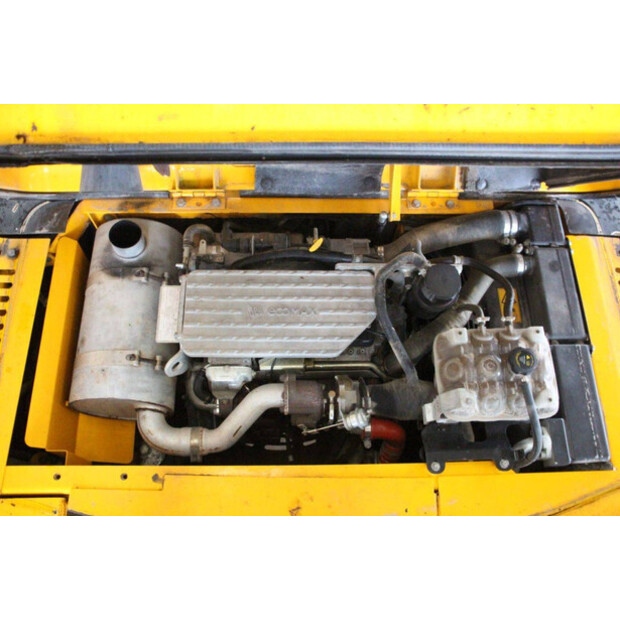 2018 JCB JS131LC-44792055