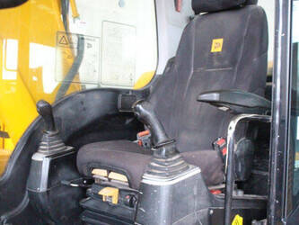 2018-jcb-js131lc-1402250-44792058