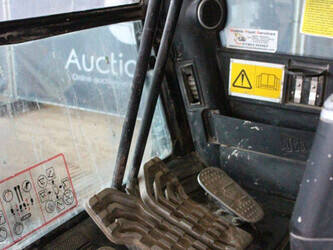 2018-jcb-js131lc-1402250-44792059