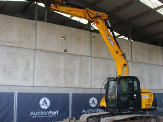 2018-jcb-js131lc-1402250-44792063