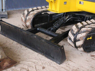 2020-komatsu-pc56-7-1402252-44792119