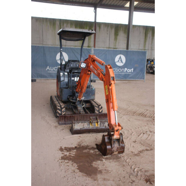 Hitachi ZX17U-2-44792185