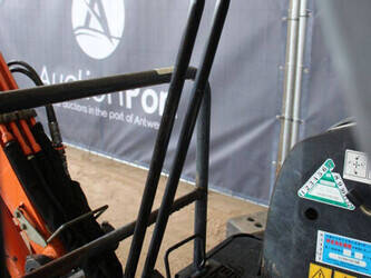 hitachi-zx17u-2-1402254-44792205