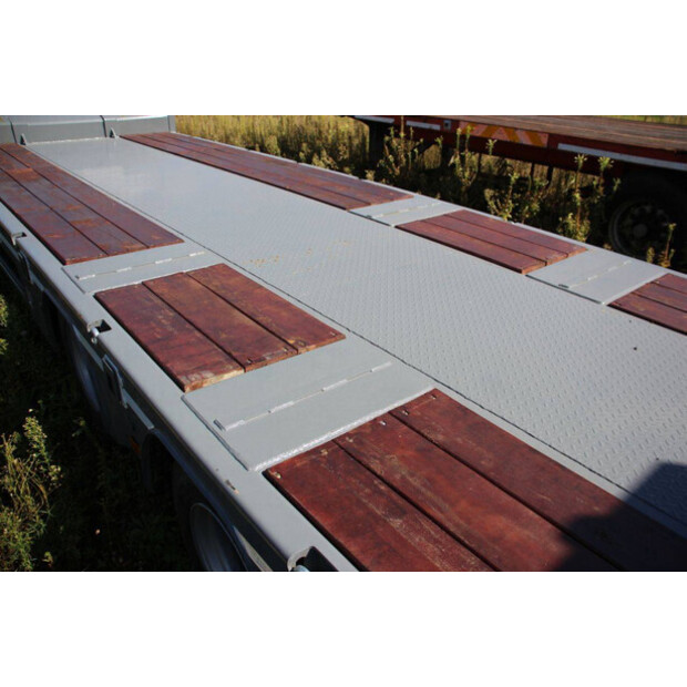 2025 اي ار اف 3AYH-44792622