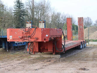 1992-svp-12-48-3-1402275-44792846