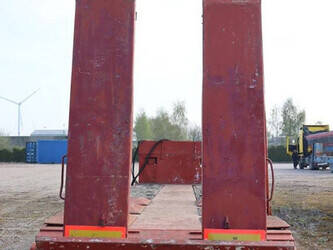 1992-svp-12-48-3-1402275-44792848