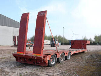 1992-svp-12-48-3-1402275-44792849