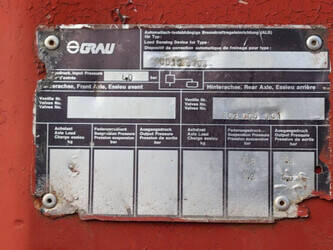 1992-svp-12-48-3-1402275-44792855