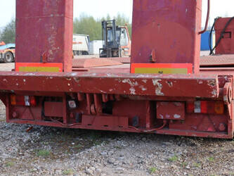 1992-svp-12-48-3-1402275-44792865