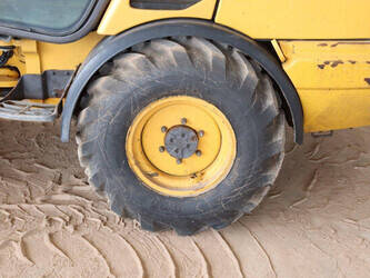 2010-volvo-l25f-p-1402276-44792890