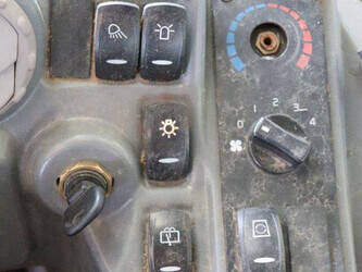 2010-volvo-l25f-p-1402276-44792906