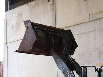 2010-volvo-l25f-p-1402276-44792910