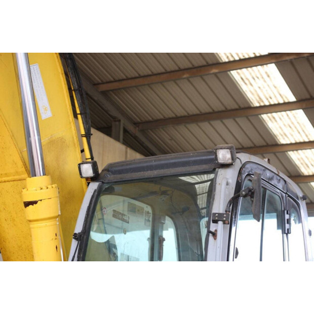 2007 New Holland E265-44793105