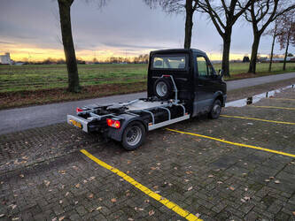 2015-volkswagen-crafter-1402289-44793253