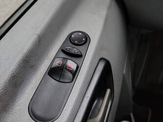 2015-volkswagen-crafter-1402289-44793256