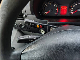 2015-volkswagen-crafter-1402289-44793257