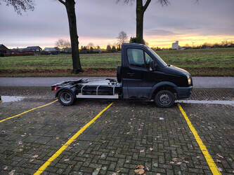 2015-volkswagen-crafter-1402289-44793261