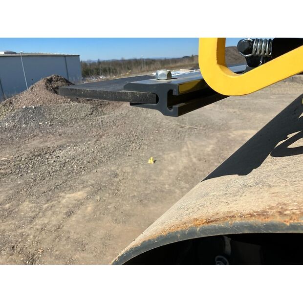 BOMAG BW 151 AD-50-44793352