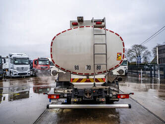 2009-volvo-fm500-1402310-44793550