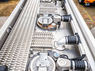 2009-volvo-fm500-1402310-44793553