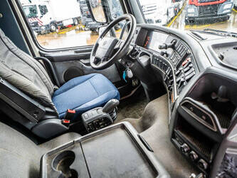 2009-volvo-fm500-1402310-44793560