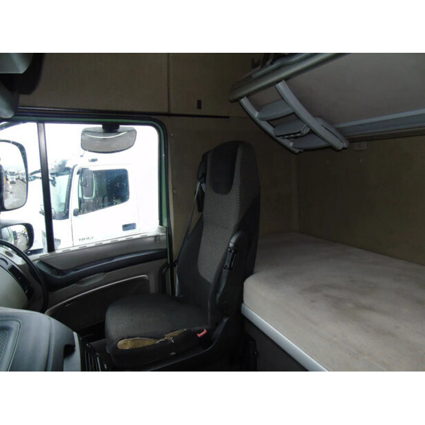 2012 داف XF 105.410-44793782