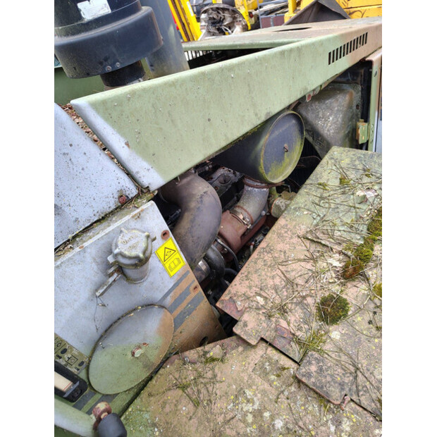 2001 كاس 821C-44793913