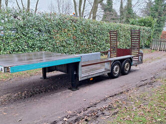 Image for FLATBED TRAILERS 2004 VELDHUIZEN P 33-4