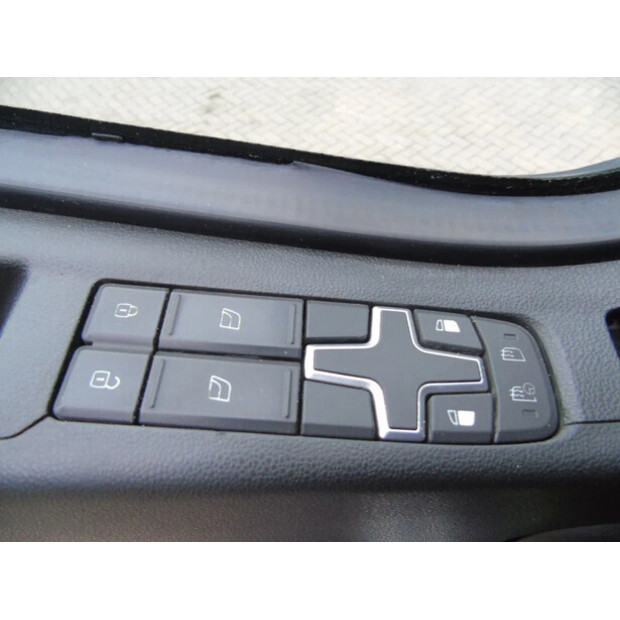 2018 فولفو FMX 500-44793950