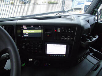 2018-volvo-fmx-500-1402076-44793958