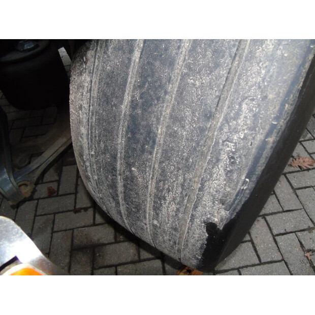 2018 فولفو FMX 500-44793970