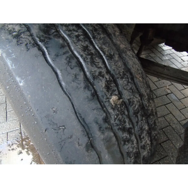 2018 فولفو FMX 500-44793973