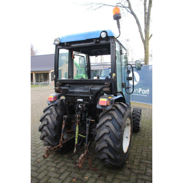 2017 New Holland Boomer 35-44794182