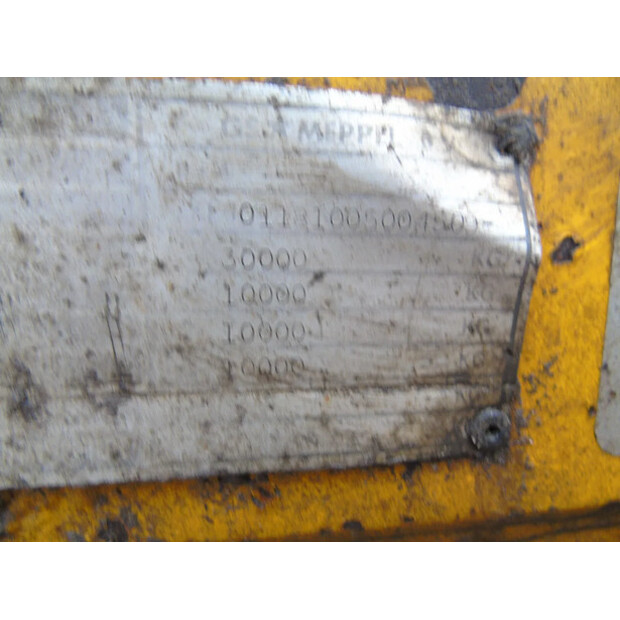 2002 جي إس 3 AXLES-44794364