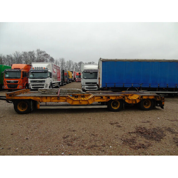 2002 جي إس 3 AXLES-44794369