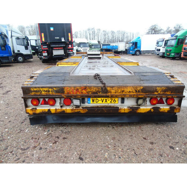 2002 جي إس 3 AXLES-44794374