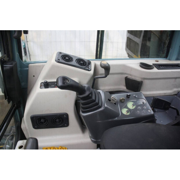 2015 يانمار VIO55-5B-44794442