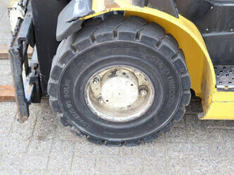 2011-yale-glp25vx-f2170-1402345-44794503