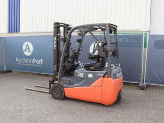 2012-toyota-8fbet16-1402346-44794522