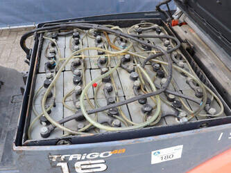 2012-toyota-8fbet16-1402346-44794538