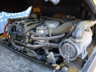 2013-yale-glp30vx-1402350-44794666