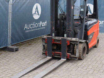 2015-linde-e30hl-01-600-1402359-44794929