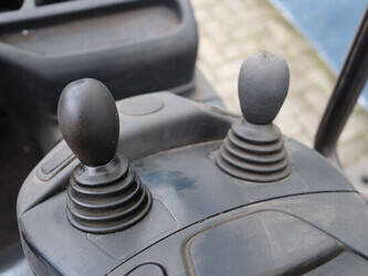 2017-linde-e30hl-01-600-1402360-44794981