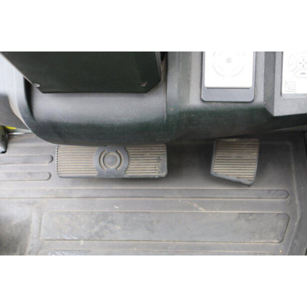 2011 Cesab B318-44795082