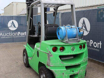 2018-cesab-m325g-1402365-44795122