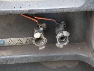 2009-compair-c50-1402371-44795300