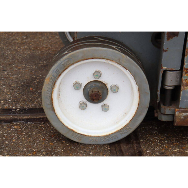 2015 SkyJack SJ3219-44795338